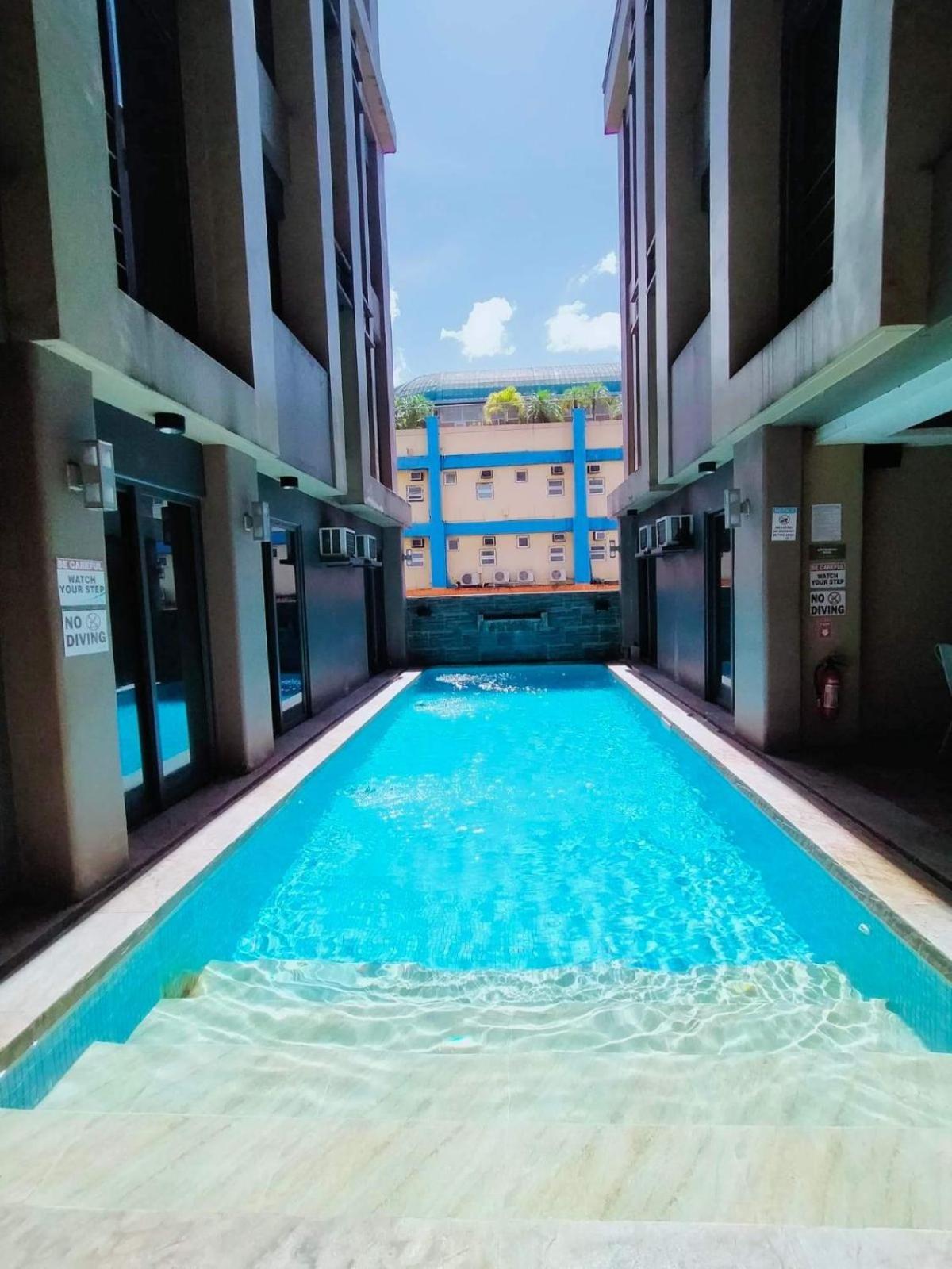 Pacific Park Hotel Quezon City Zewnętrze zdjęcie