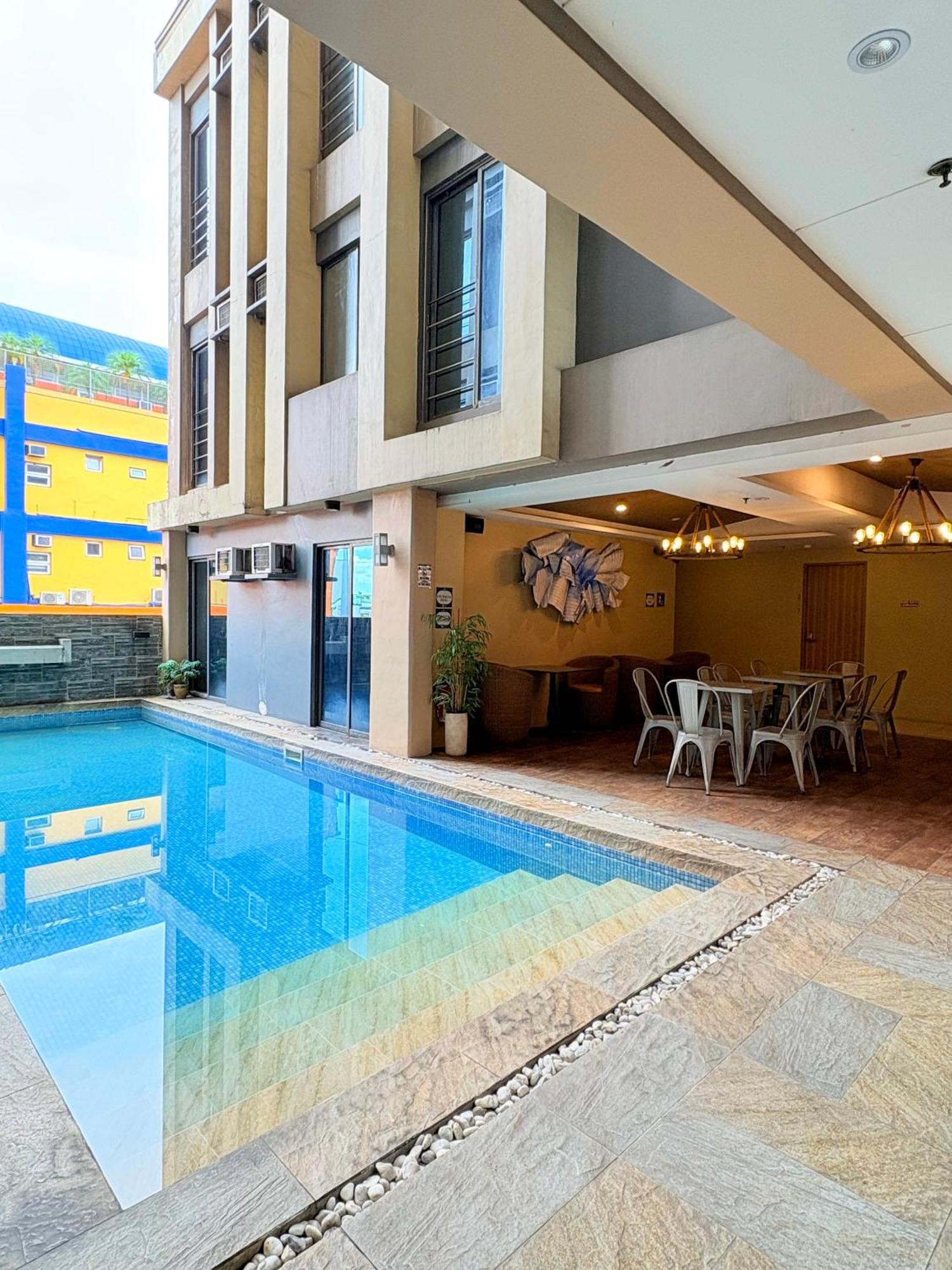 Pacific Park Hotel Quezon City Zewnętrze zdjęcie