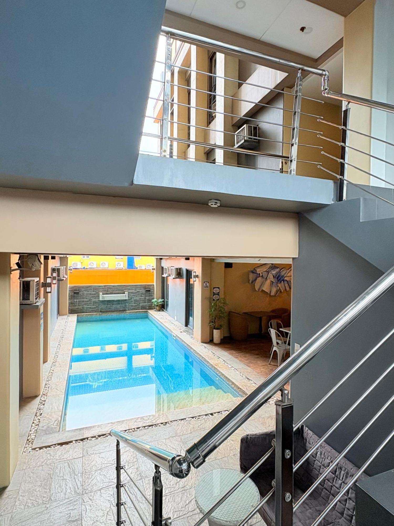 Pacific Park Hotel Quezon City Zewnętrze zdjęcie