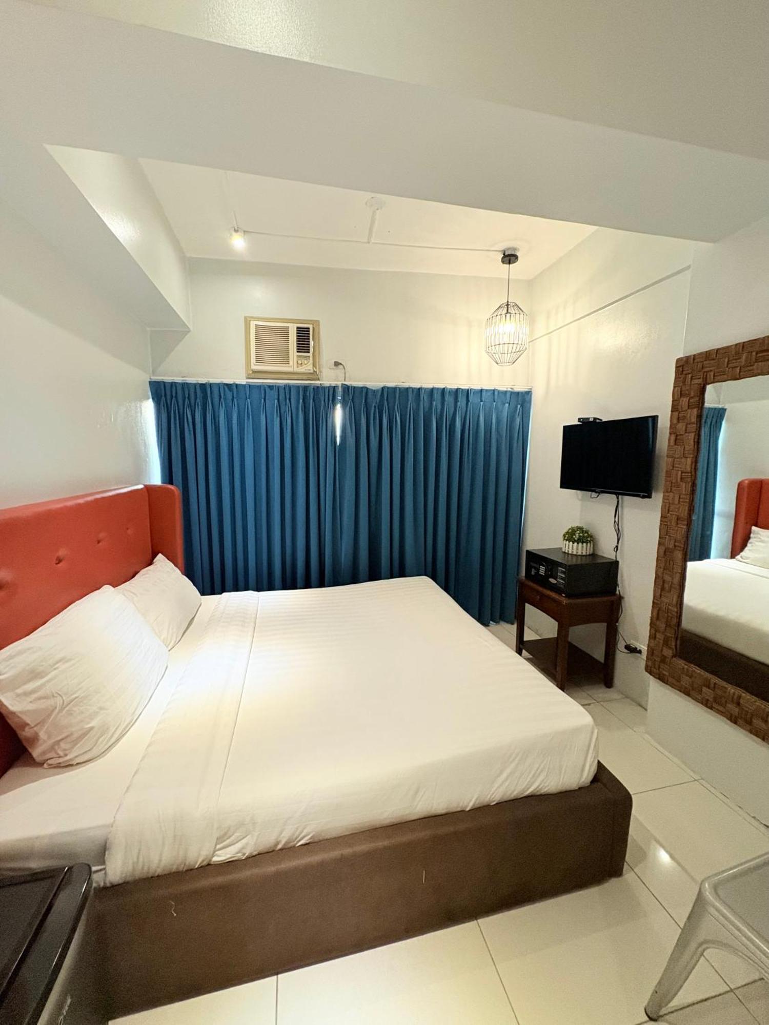 Pacific Park Hotel Quezon City Zewnętrze zdjęcie