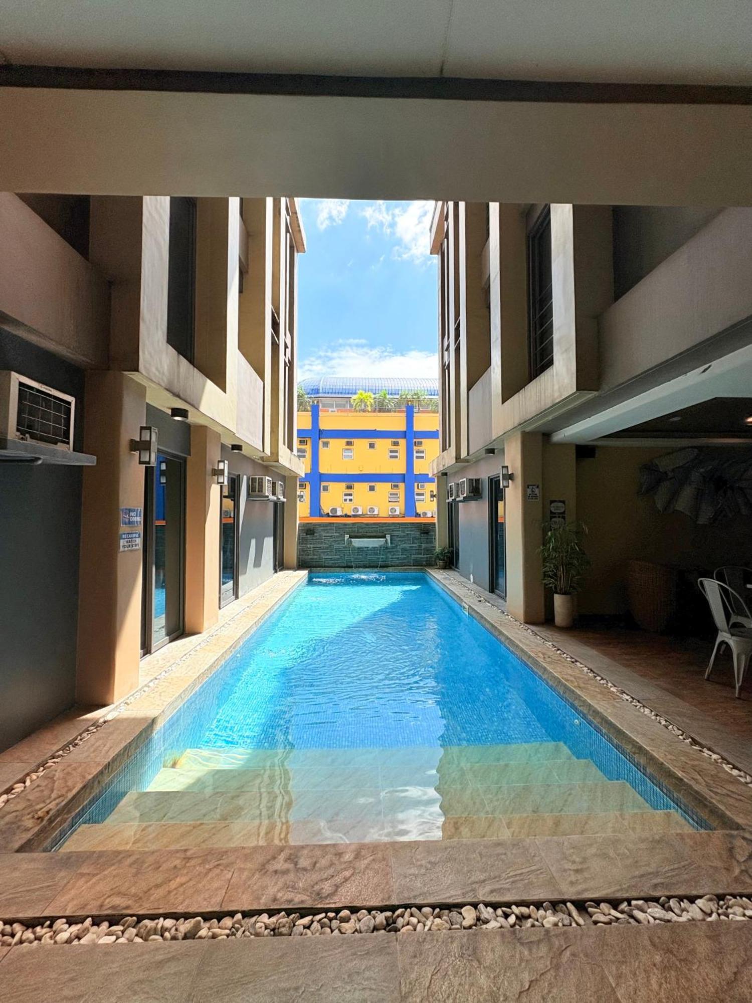Pacific Park Hotel Quezon City Zewnętrze zdjęcie