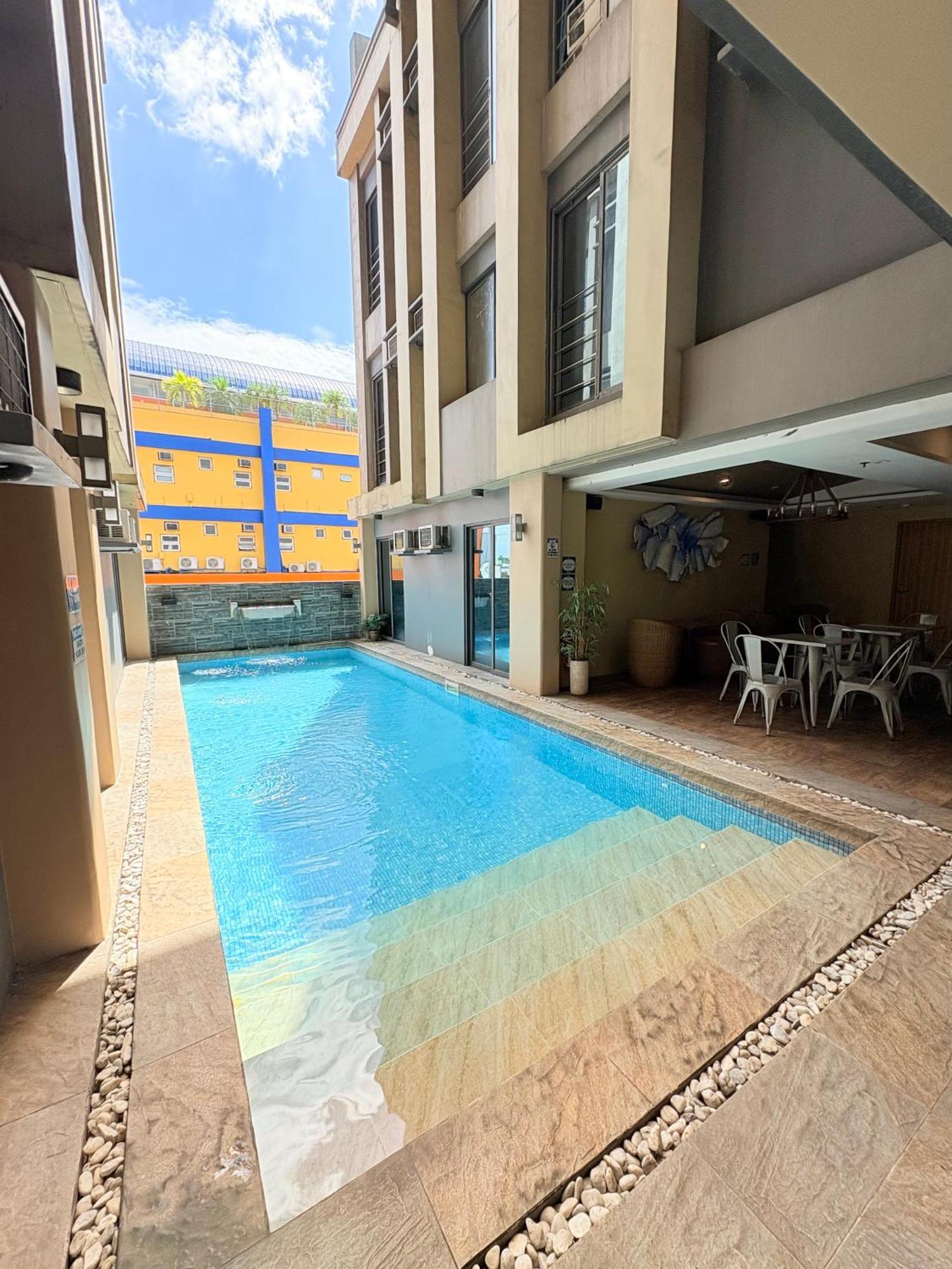 Pacific Park Hotel Quezon City Zewnętrze zdjęcie